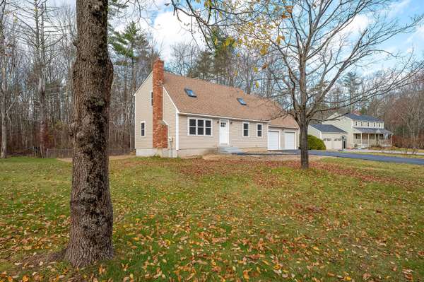 24 Beaver Dam RD, South Berwick, ME 03908