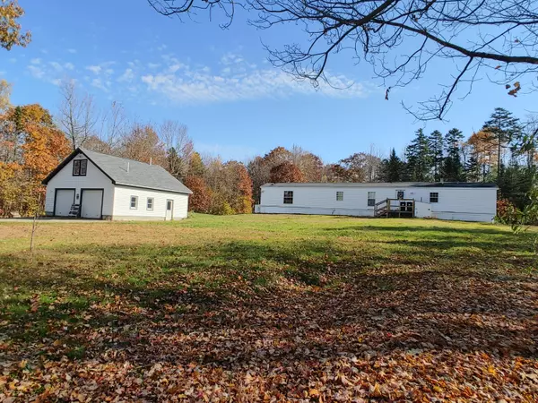 59 Crie RD, Searsmont, ME 04973