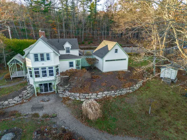 Newcastle, ME 04553,245 Mills RD