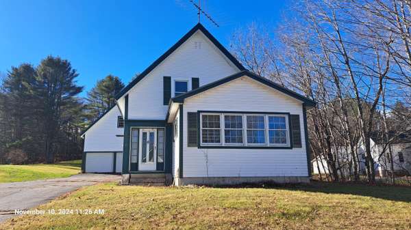 8 Water ST, Harmony, ME 04958