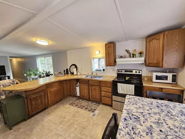 Old Town, ME 04468,65 Karen CIR