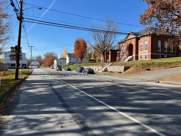 Guilford, ME 04443,19 Water ST