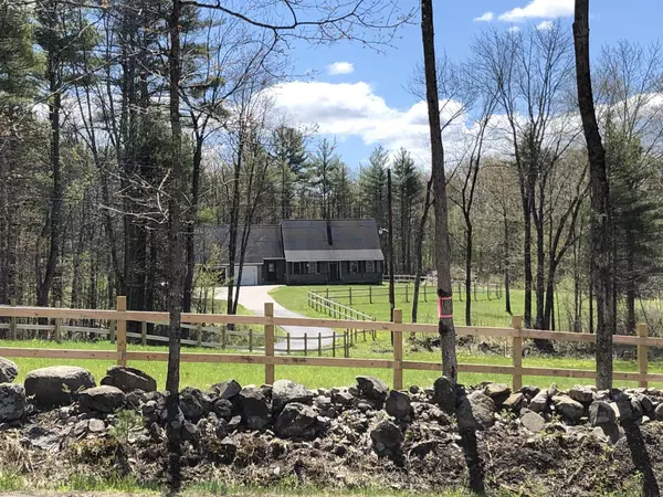 Sanford, ME 04073,62 Philbrick RD