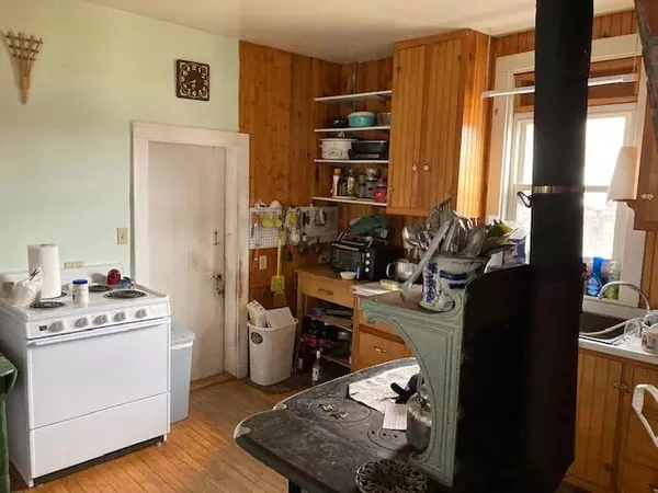 Gouldsboro, ME 04607,993 West Bay Road