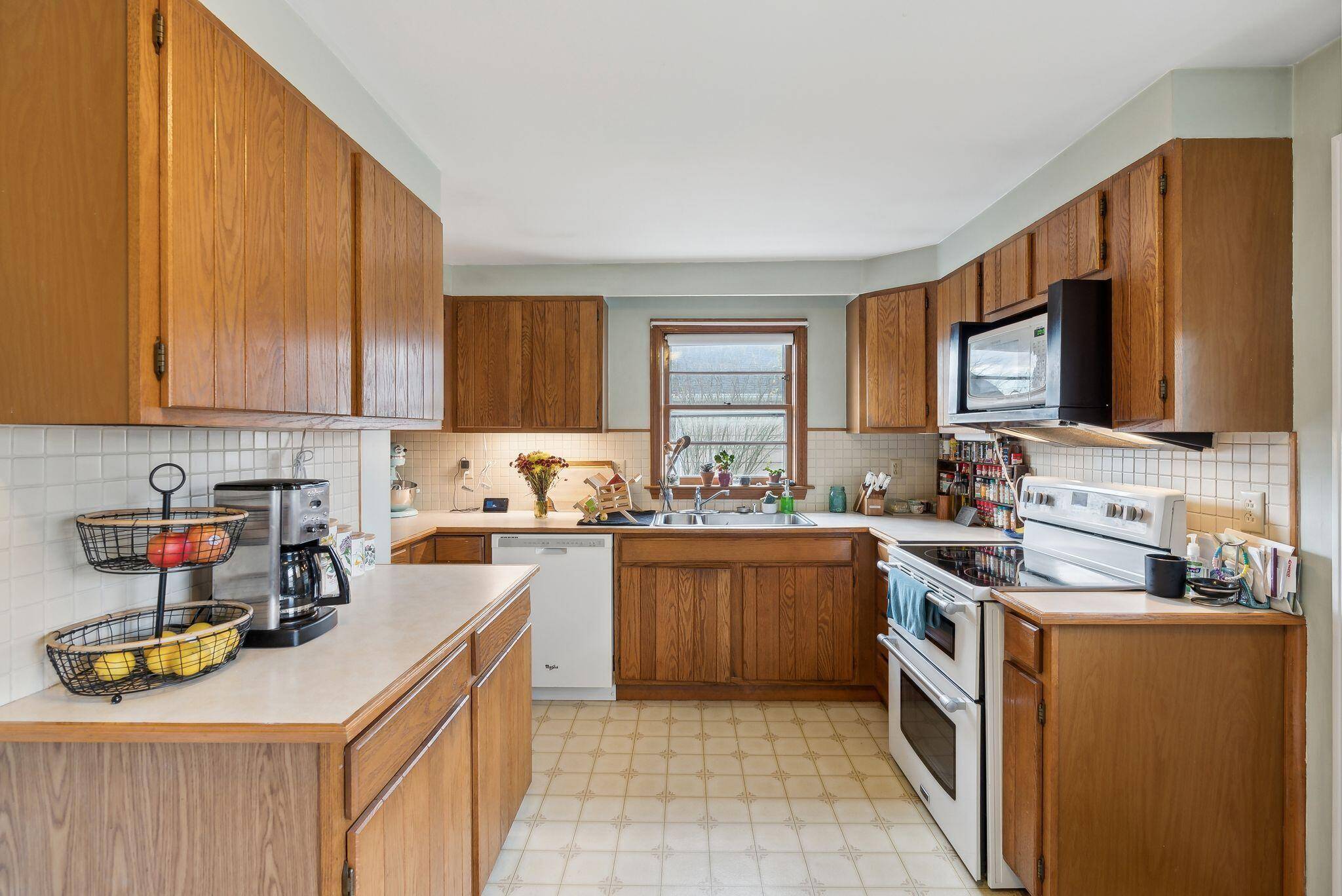Portland, ME 04108,70 Edwards ST