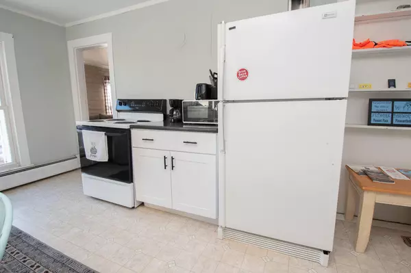 Guilford, ME 04443,15 Pleasant ST