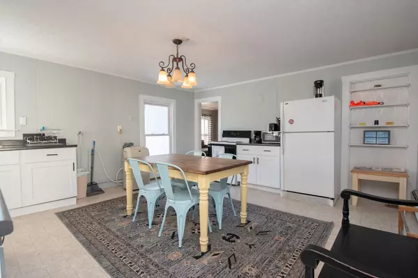 Guilford, ME 04443,15 Pleasant ST