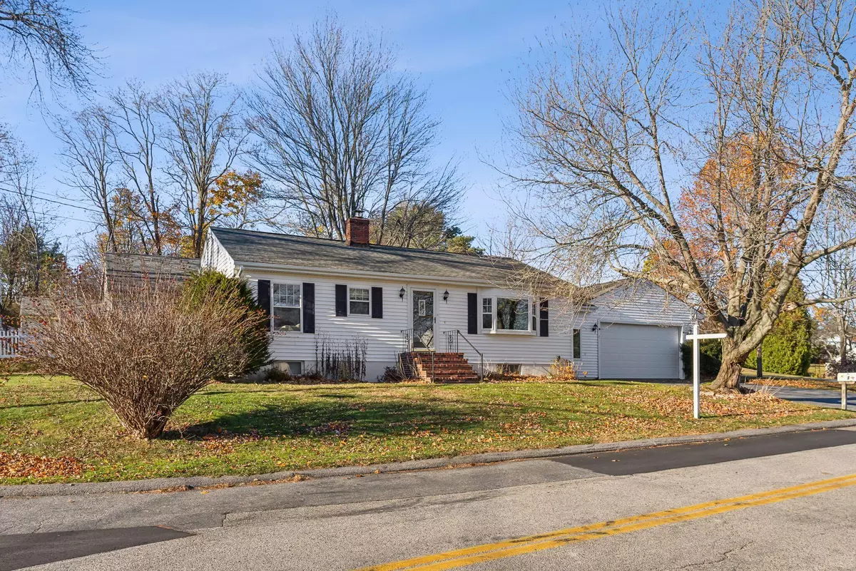 South Portland, ME 04106,7 Spurwink AVE