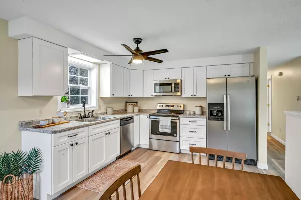 Sidney, ME 04330,45 Town Farm RD