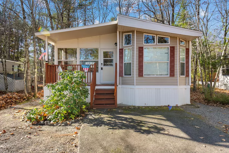 1056 Club Sebago WAY, Casco, ME 04015