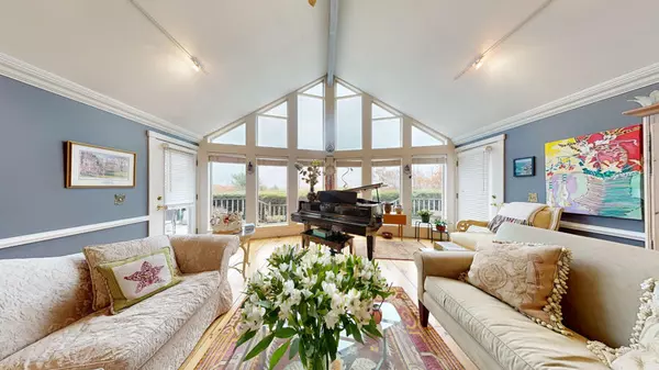 South Thomaston, ME 04858,65 Bartlett LN