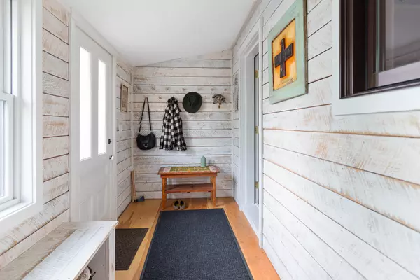 South Portland, ME 04106,63 Thirlmere AVE