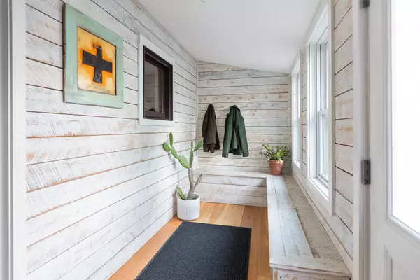 South Portland, ME 04106,63 Thirlmere AVE