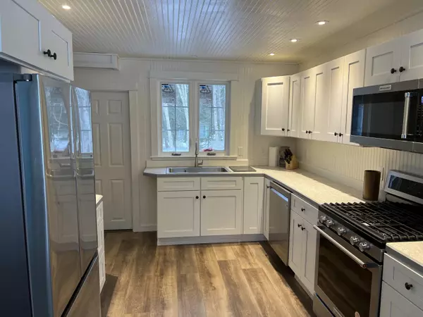 Orland, ME 04472,1 Gully Brook LN