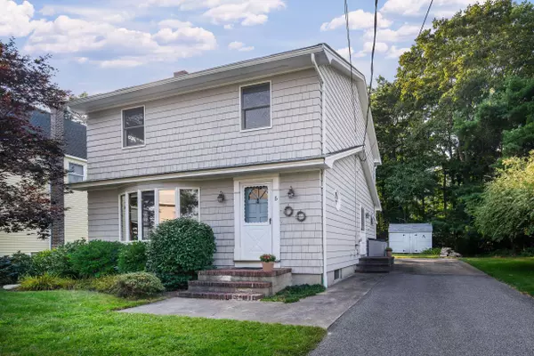 Ogunquit, ME 03907,5 Beach Plum LN