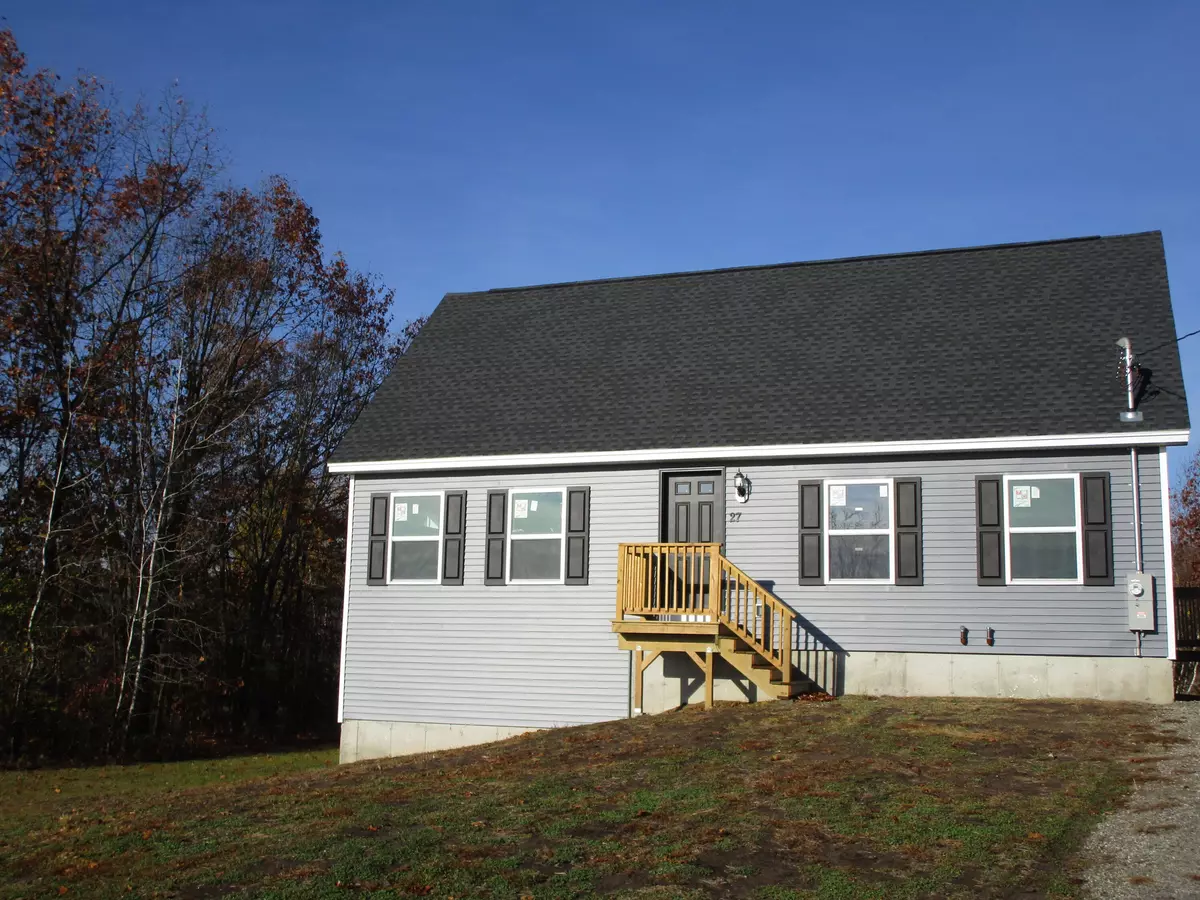 Sanford, ME 04073,27 Wilson ST