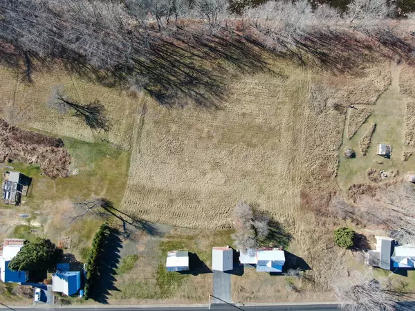 Kingfield, ME 04947,27 Riverside ST