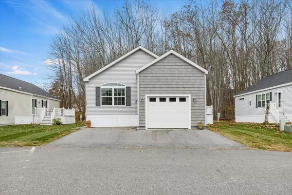 Scarborough, ME 04074,254 Cherry LN