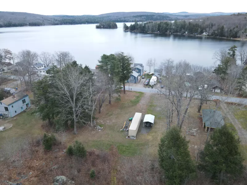 901 Brewer Lake RD, Orrington, ME 04474