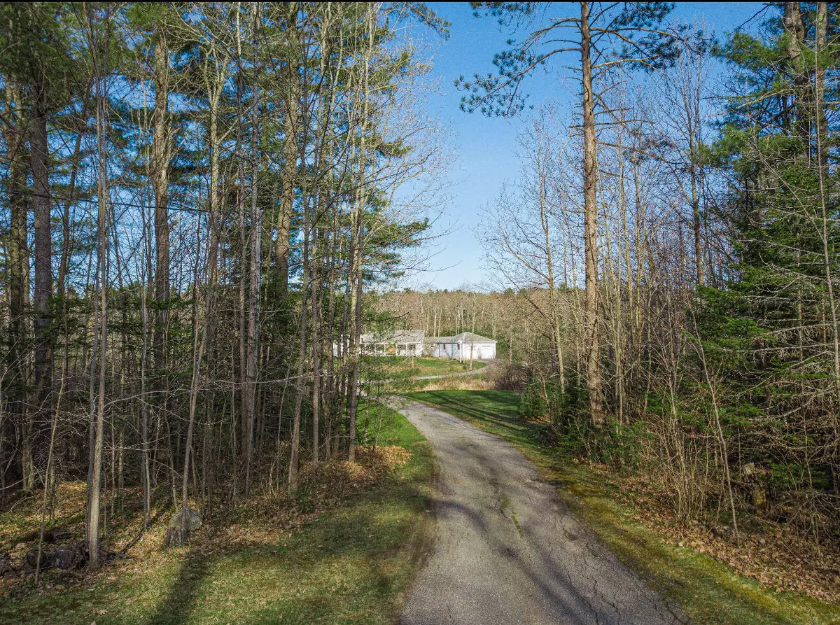 Freeport, ME 04032,40 Smiling Acres DR