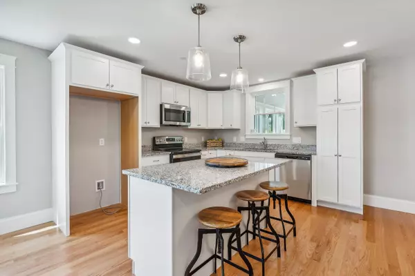 Gorham, ME 04038,121 Falcon Crest DR #2