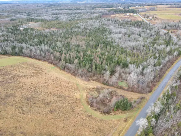 Caribou, ME 04736,480 Plante RD