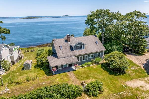 27 Goodwin LN, Harpswell, ME 04066