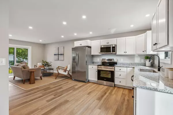 7 Penny LN #7, Westbrook, ME 04092