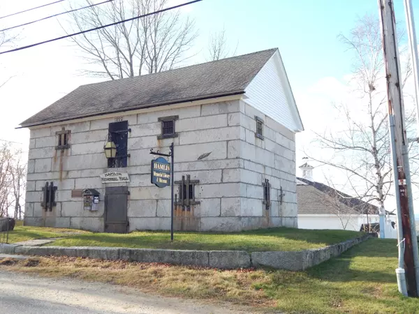 Paris, ME 04281,70 Lincoln ST