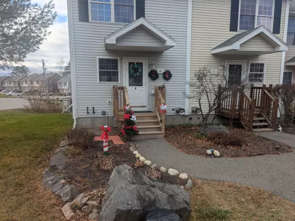 30 River Village DR #30, Milford, ME 04461