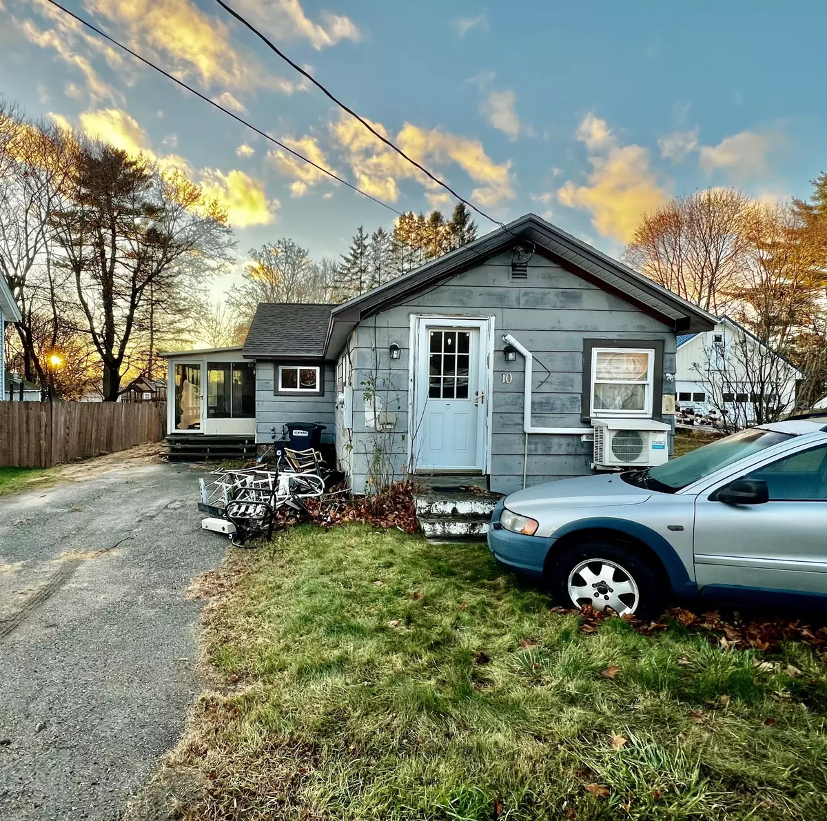 Hermon, ME 04401,10 Vafiades AVE