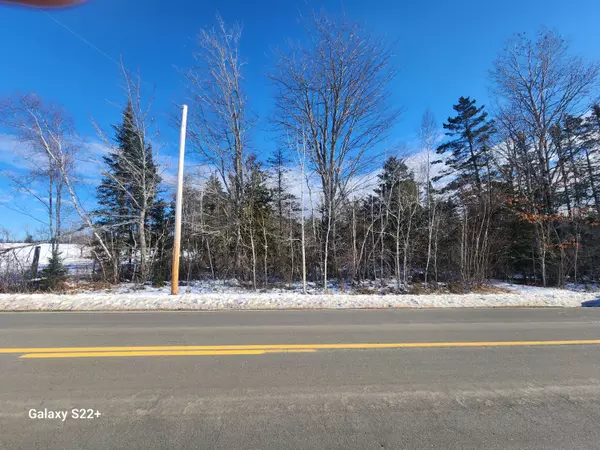 Dixmont, ME 04932,M12L0801 Simpson Corner RD