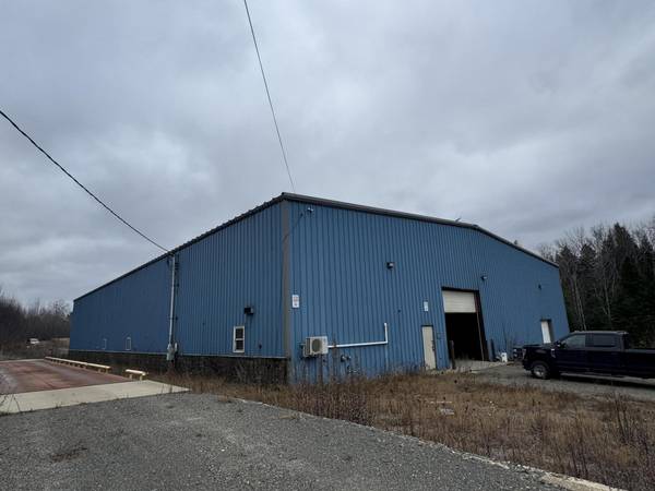 55 Industrial DR, East Millinocket, ME 04430