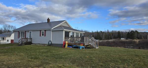 3366 Union ST, Levant, ME 04456