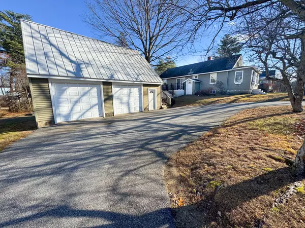 Sanford, ME 04073,25 Pearl ST