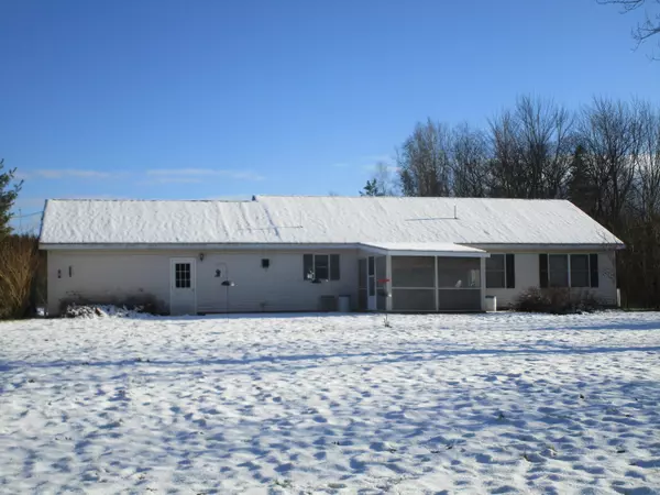 Orrington, ME 04474,45 Rabbits Run RD