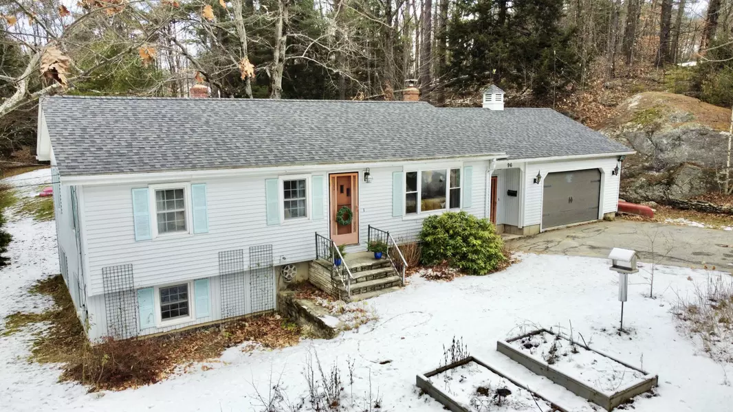96 Bowdoinham RD, Sabattus, ME 04280