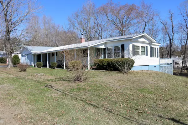 20 Towne RD, Madison, ME 04950