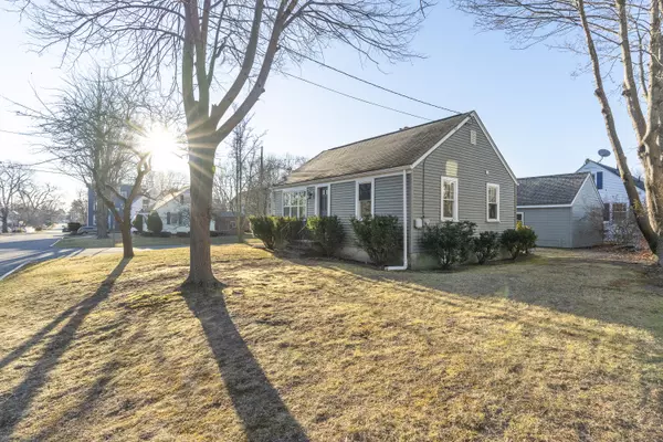 334 Sherwood ST, Portland, ME 04103