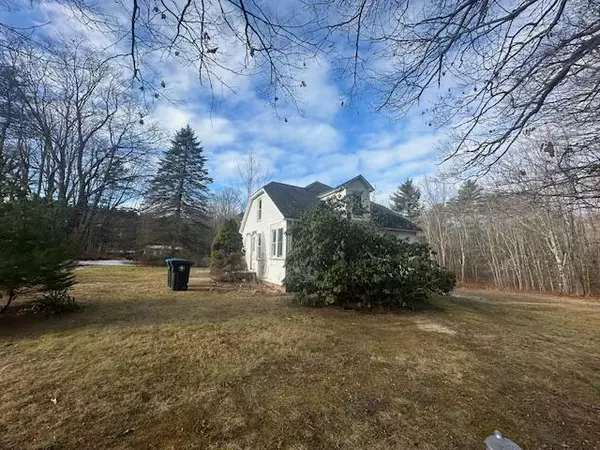 North Yarmouth, ME 04097,546 New Gloucester RD