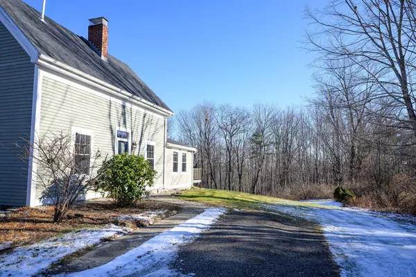 Richmond, ME 04357,445 River RD