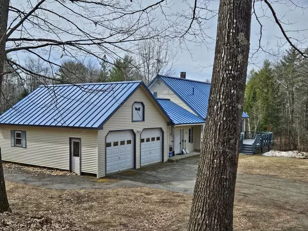Vassalboro, ME 04989,18 Brann RD