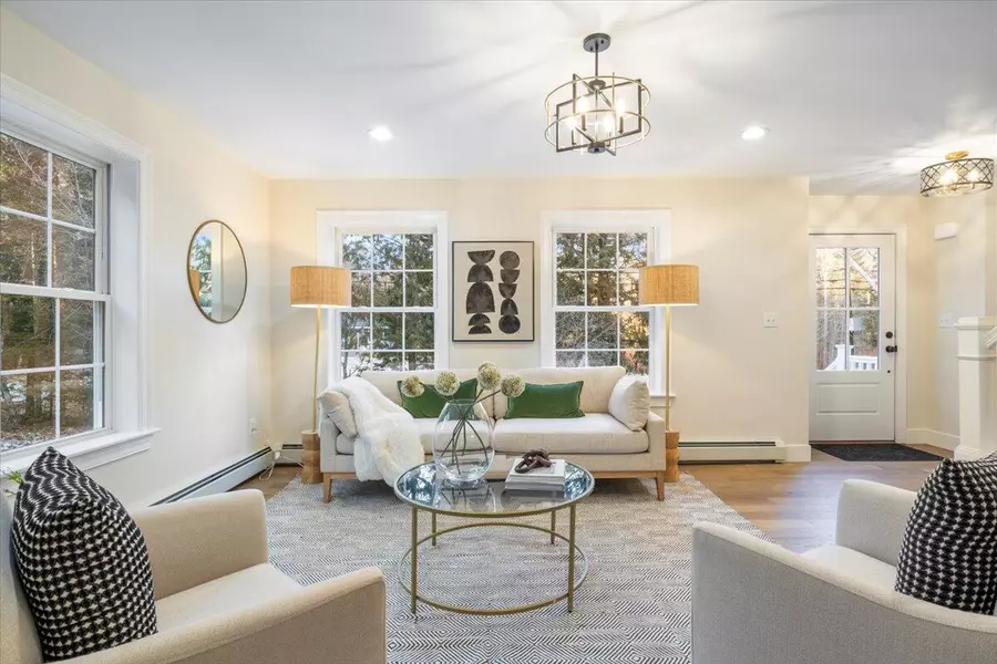 67 Mast Hill RD, Saco, ME 04072