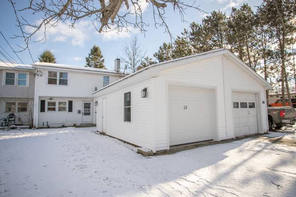 14 Mount Desert DR, Bangor, ME 04401