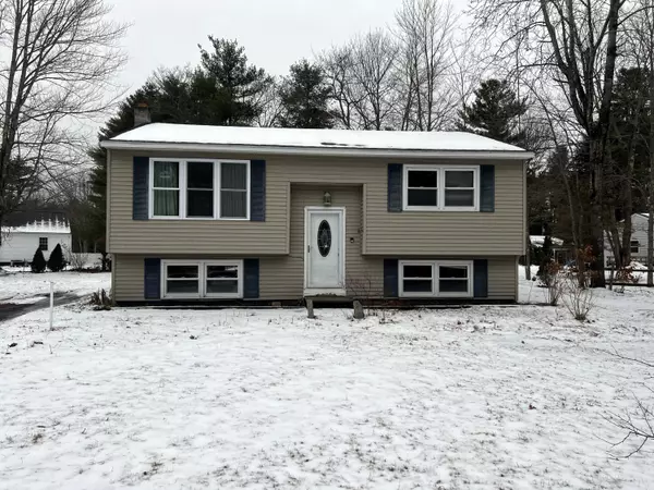 173 Old Alfred RD, Waterboro, ME 04030