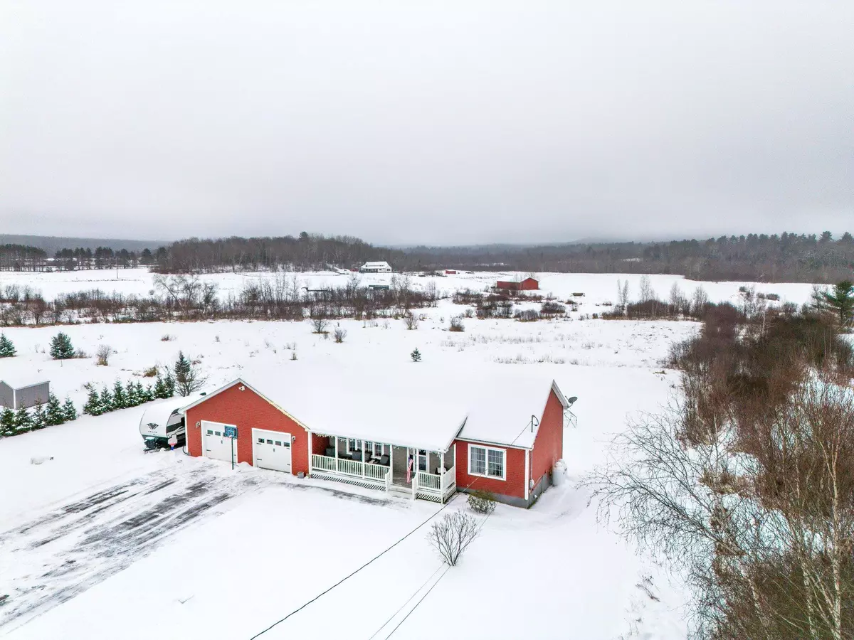 Hermon, ME 04401,667 Newburgh RD