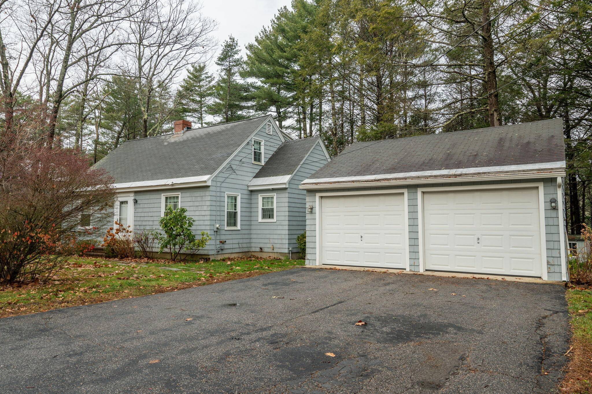 Falmouth, ME 04105,11 Heather LN