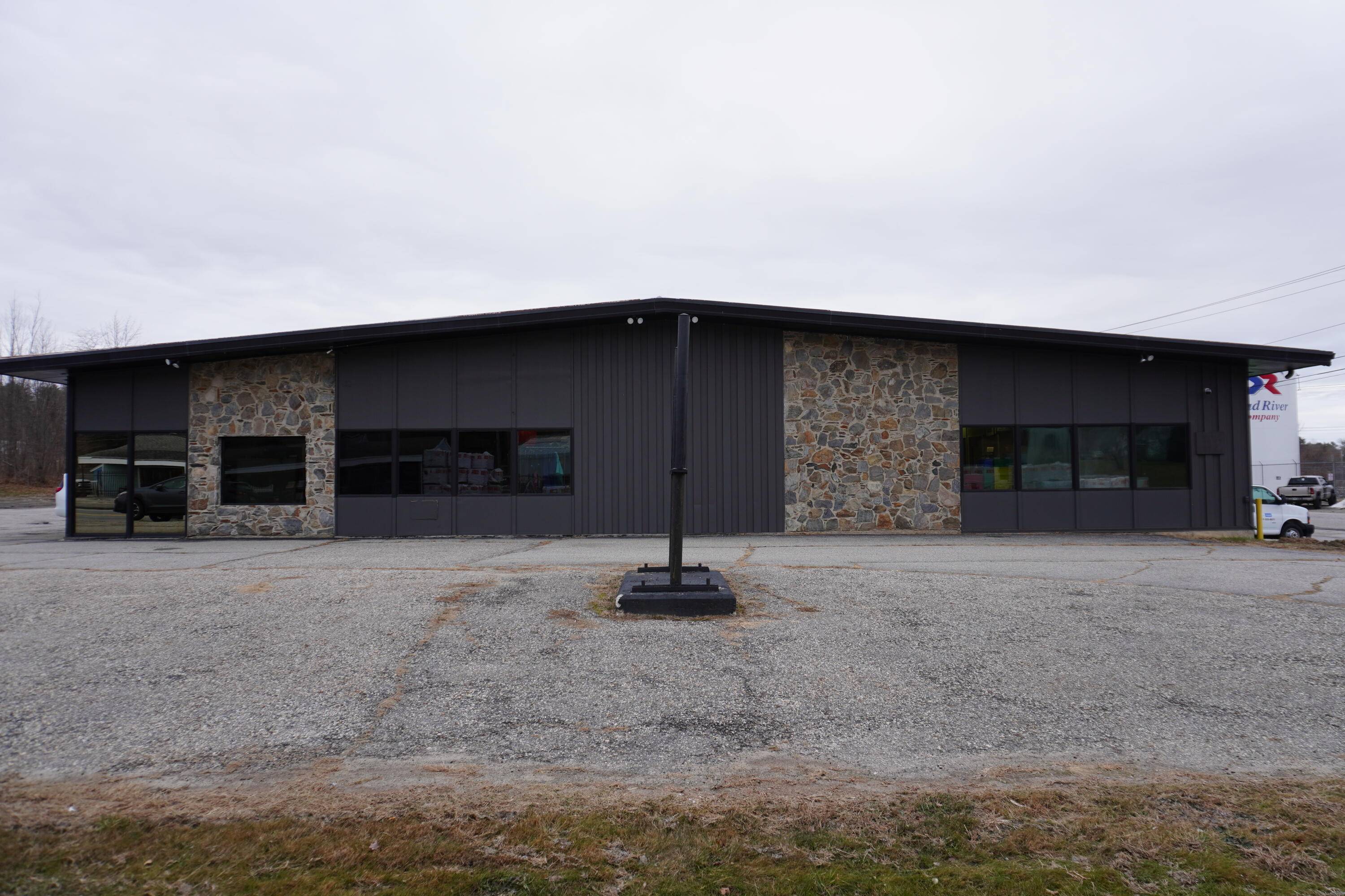 1830 Lisbon ST, Lewiston, ME 04240