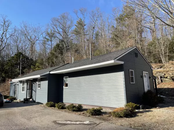 Sanford, ME 04083,12 Main ST