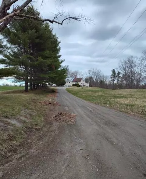 Norridgewock, ME 04957,31 Red Barn RD